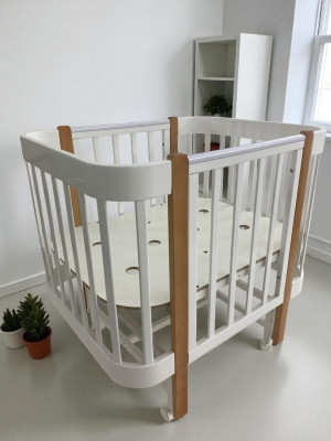 Кроватка-трансформер Indigo Italiano Baby 140*70 и 90*70 с маятником на колесах белый бук